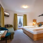 艾格维尔特酒店 3* 瑟尔