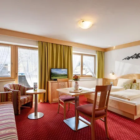 Eggerwirt Hotel 3*