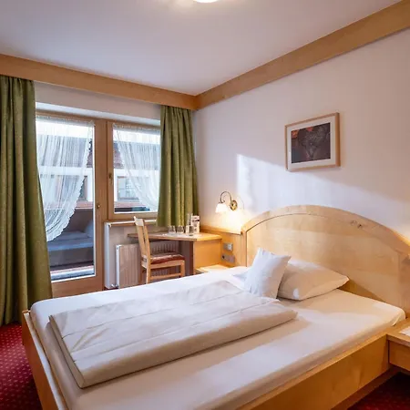 Hotel Eggerwirt 3*