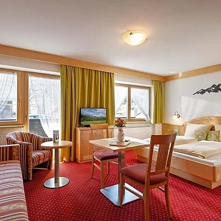 Hotel Eggerwirt 3*