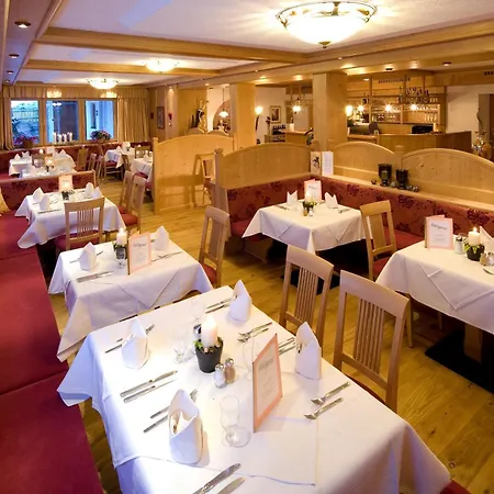 Eggerwirt Отель Зёлль